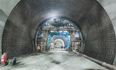 瑞银网配资 在“地质博物馆”里智能掘进（工匠绝活·我在重大工程一线）