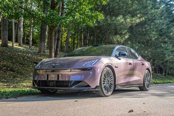 牛客栈策略 20万内最全面 全系四驱+激光雷达 3米轴距大沙发 百公里不到5个油