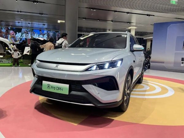 大圣配资 9.98万起 一箱油1508km 全球最低亏电油耗SUV